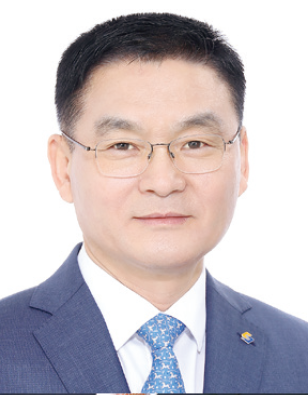 김지만